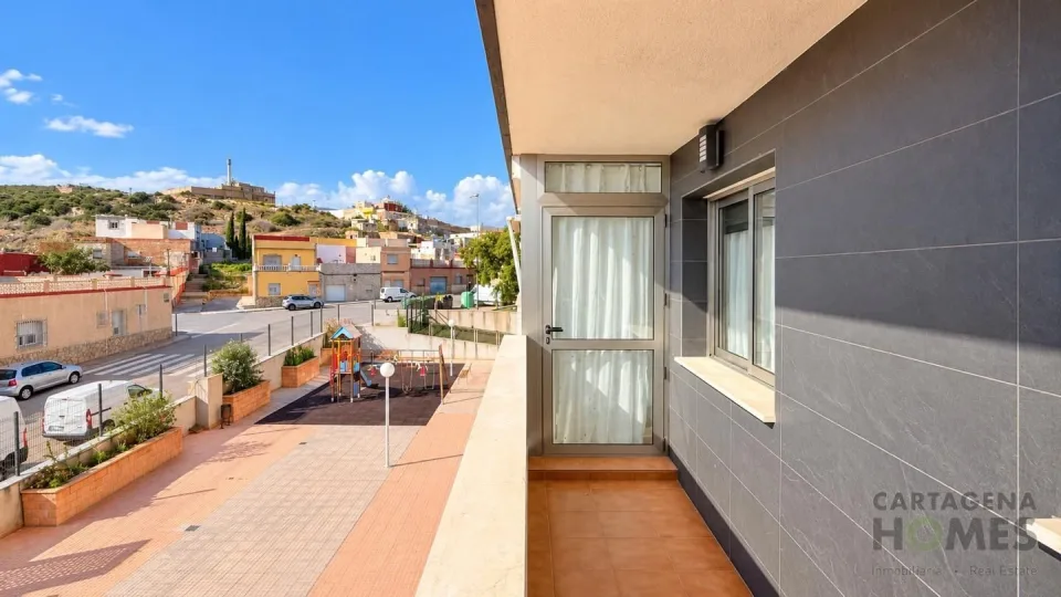 Nueva Santa Lucia: Piso + 2 Garajes y Trastero en Nueva Santa Lucia — foto 12