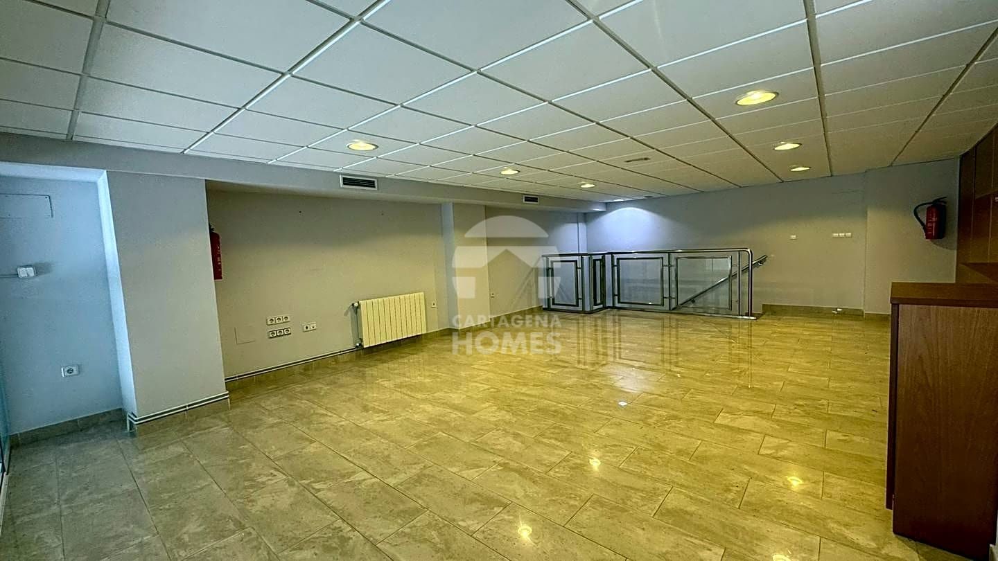 Excelente Local En 2 Plantas En Pleno Centro! en Casco Historico — foto 10