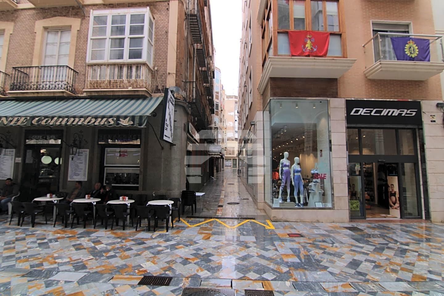 Oficna En Pleno Centro De Cartagena en Casco Historico — en venta