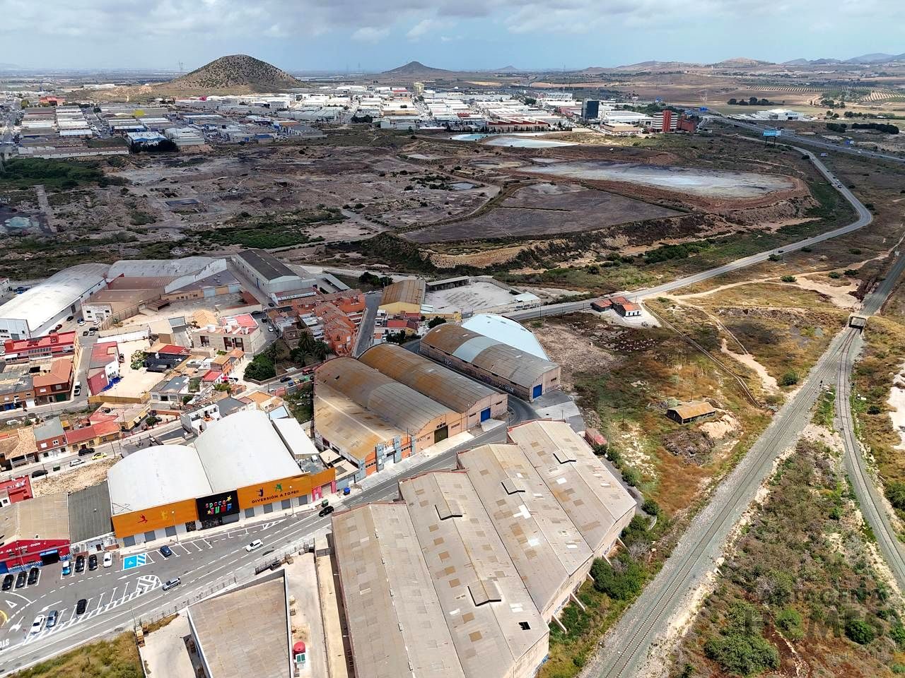 Más de 1.500 m² diáfanos a un paso de Cabezo Beaza en Torreciega — foto 12